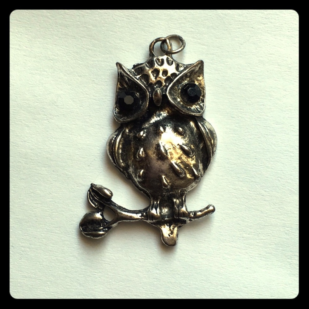 Vintage silver tone metal owl HALLOWEEN appeal 🎃